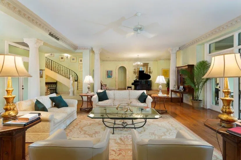 1519 N Ocean Way — photo 3