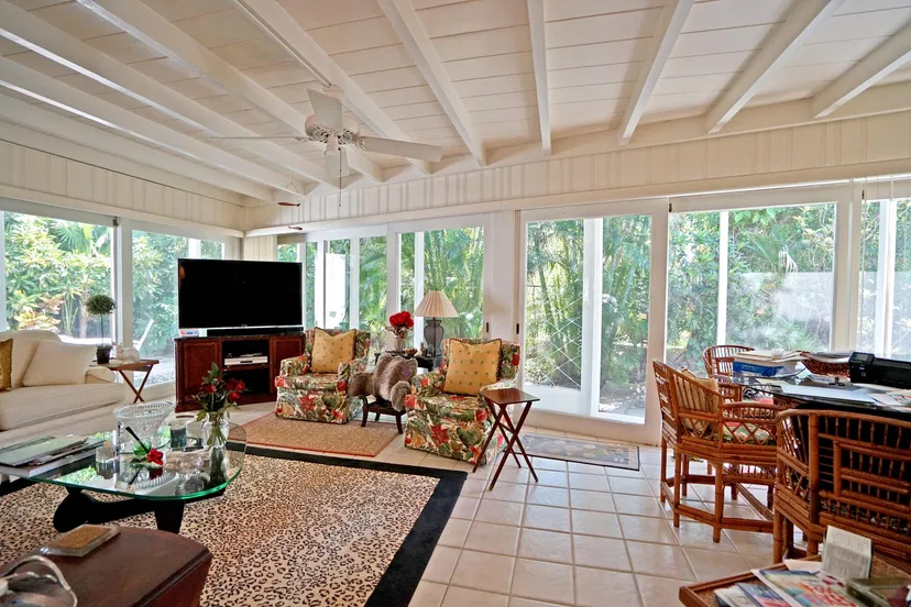 240 Osceola Way — photo 4