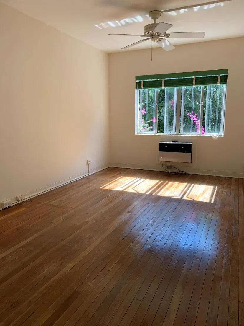 381 S Lake Drive #10 — photo 3