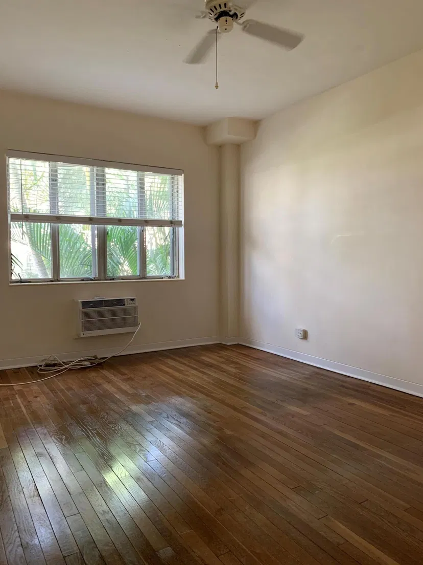381 S Lake Drive #10 — photo 4