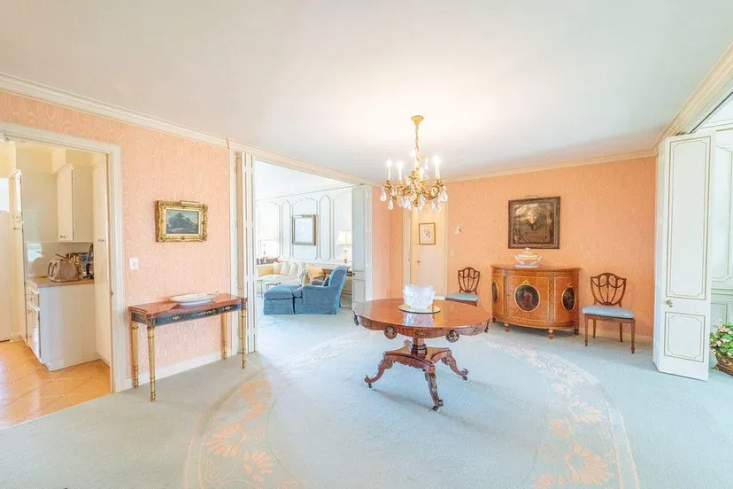 425 Worth Avenue #4b — photo 5