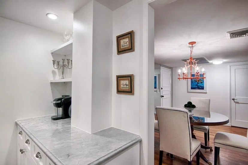 226 Brazilian Avenue #1b — photo 5