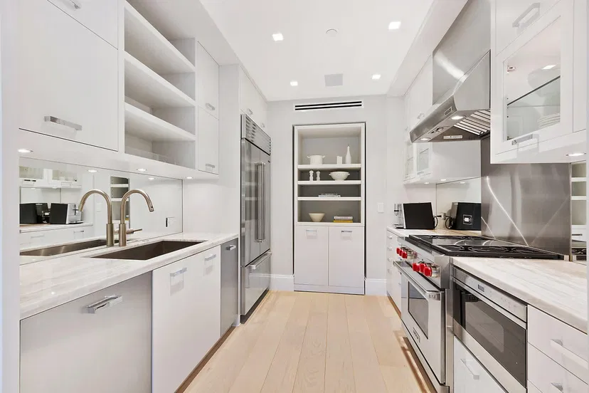 411 Australian Avenue #3 — photo 3