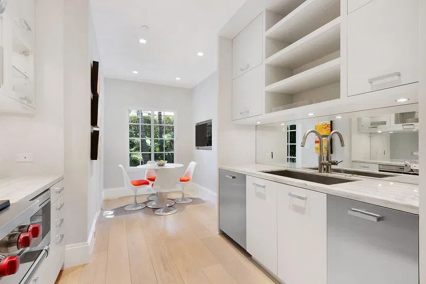 411 Australian Avenue #3 — photo 4