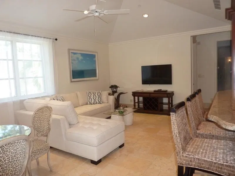 129 Hammon Avenue #4 — photo 2