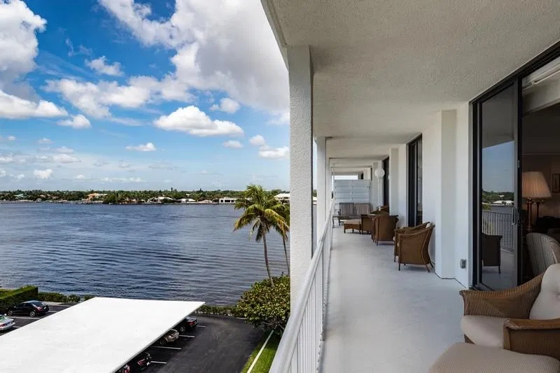 2150 Ibis Isle Road #Ph 4 — photo 2