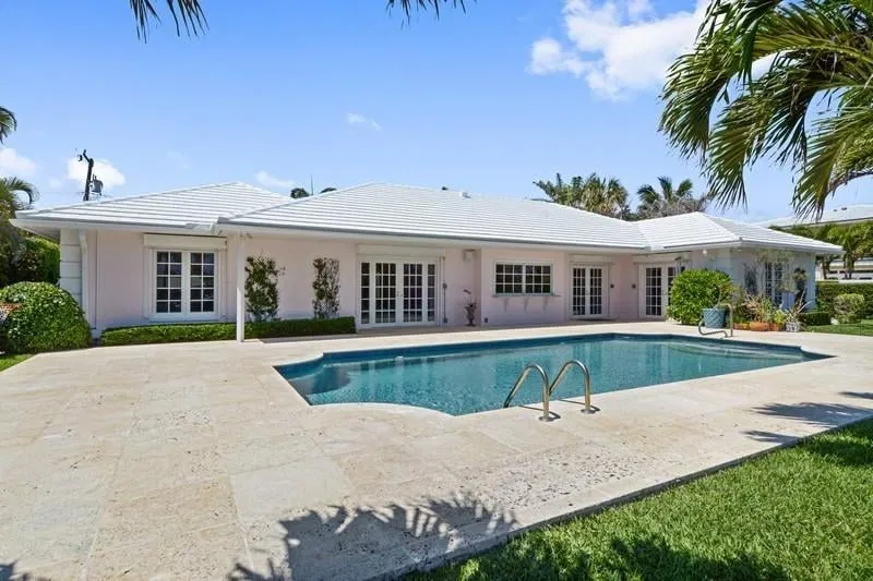 2253 Ibis Isle Road E — photo 5
