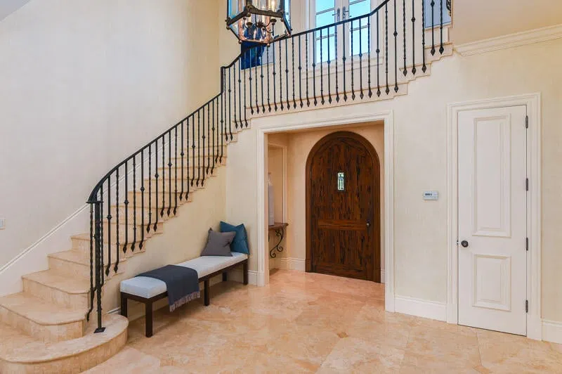 180 Canterbury Lane — photo 3