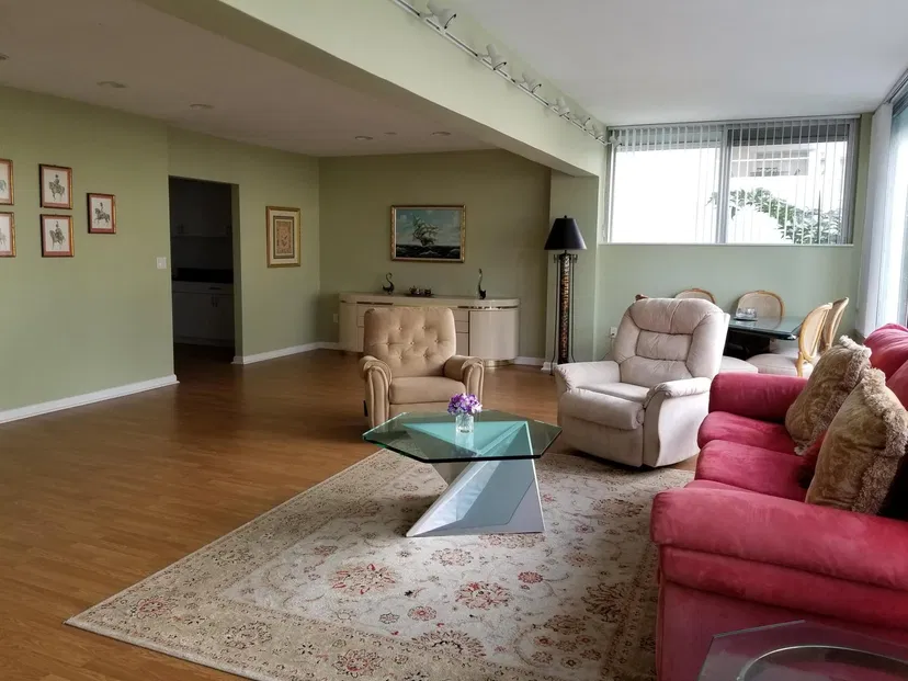 44 Cocoanut Row #101 A — photo 2