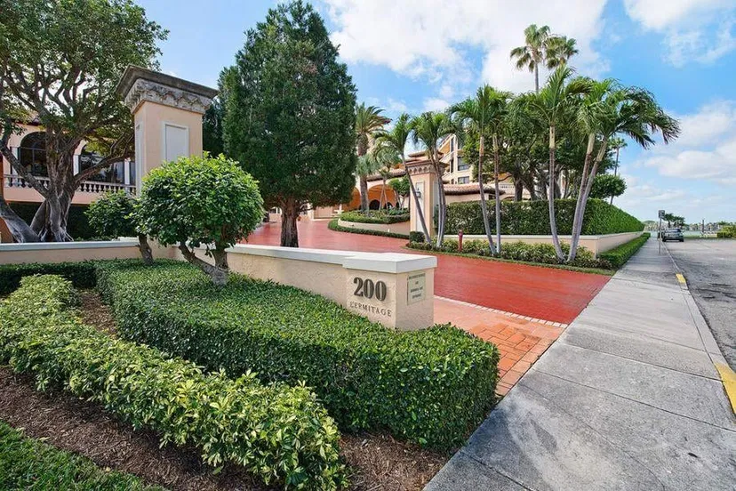 Sold Sep 2018 · 200 Bradley Place 201, Palm Beach