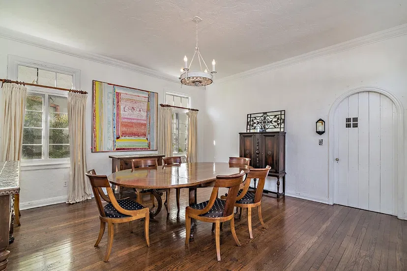 212 Seaspray Avenue — photo 5