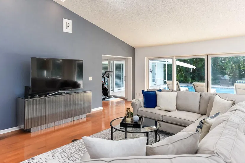 210 Palmo Way — photo 3