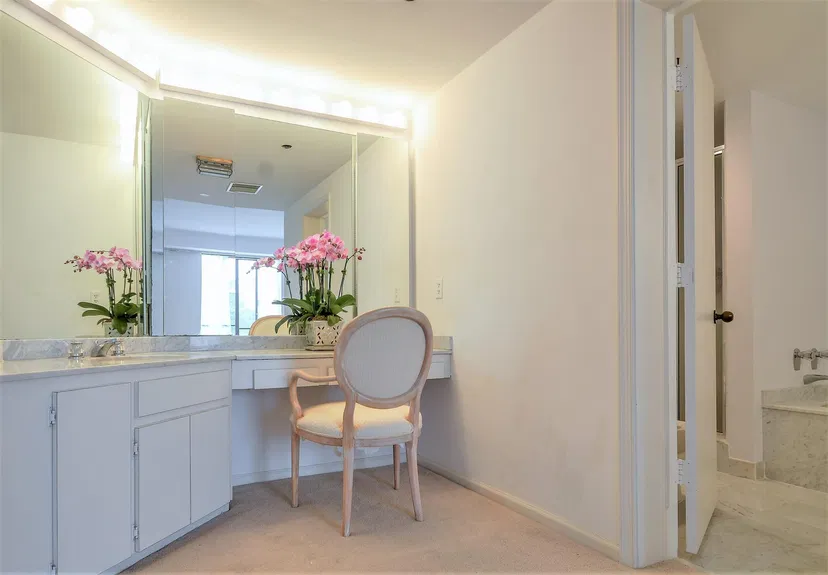 150 Bradley Place #202 — photo 4