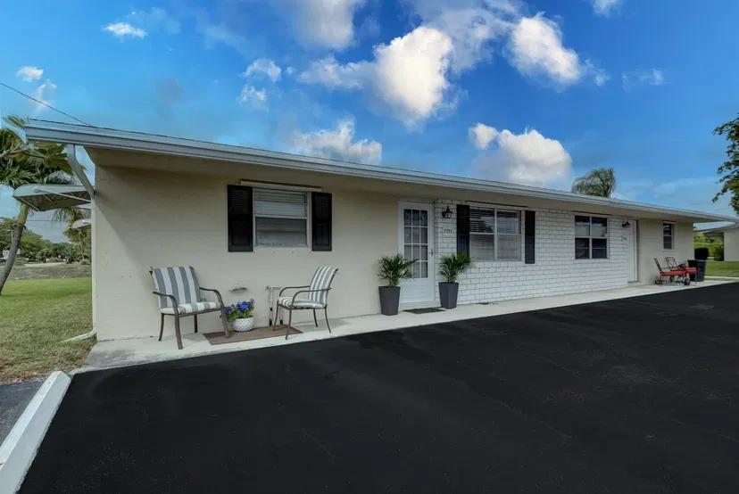 Sold Apr 2021 · 2723 Ponce De Leon Boulevard, Delray Beach