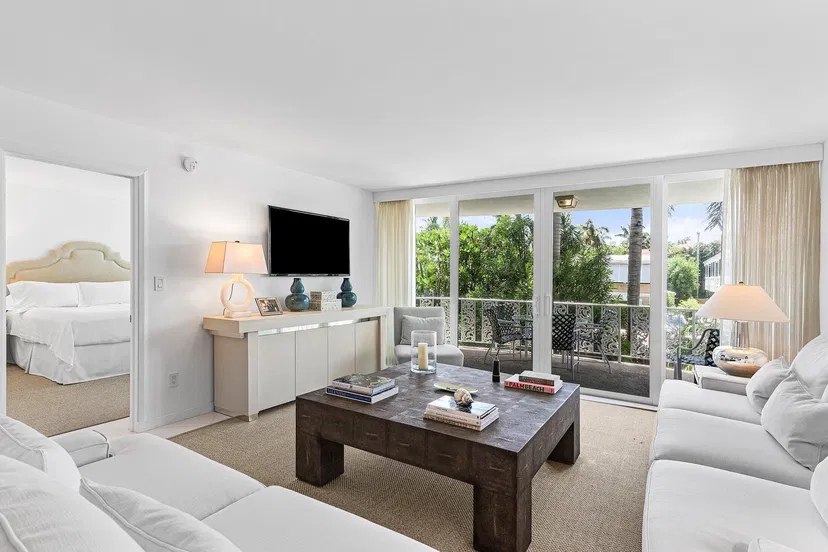 227 Australian Avenue #1e — photo 3
