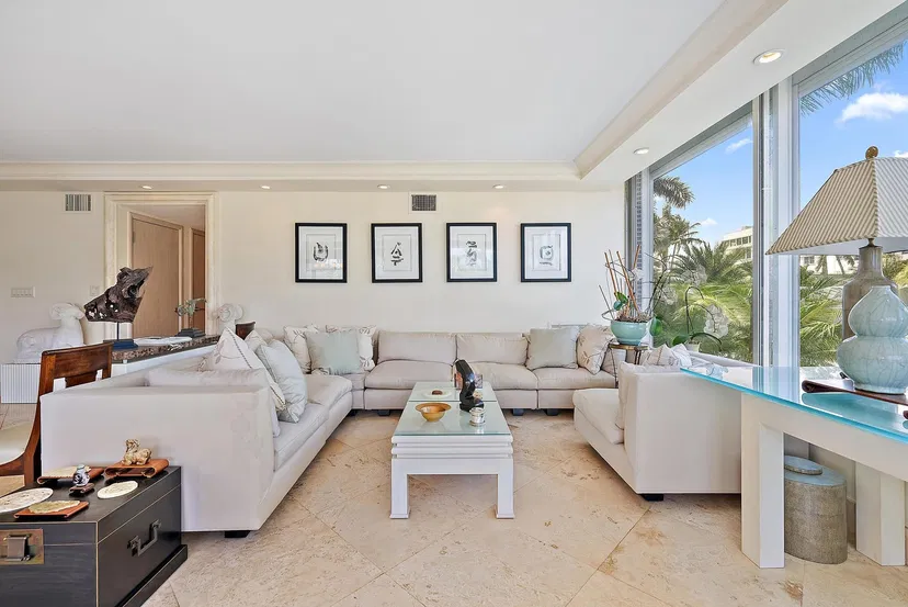 44 Cocoanut Row #205 B — photo 4