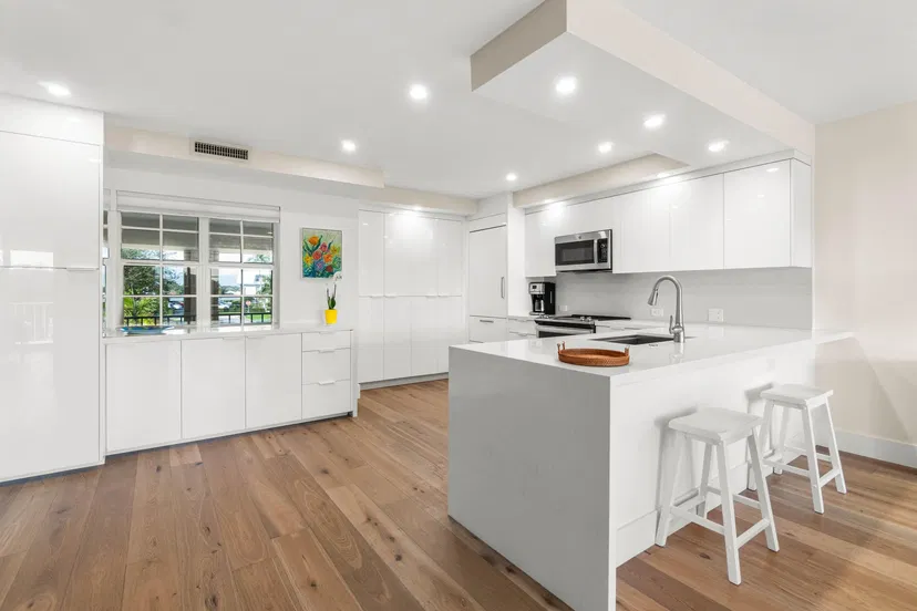 2195 Ibis Isle Road #6 — photo 5