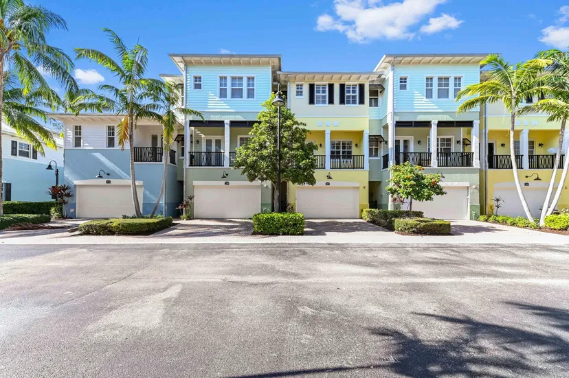 Sold Jan 2026 · 217 N Latitude Circle, Delray Beach