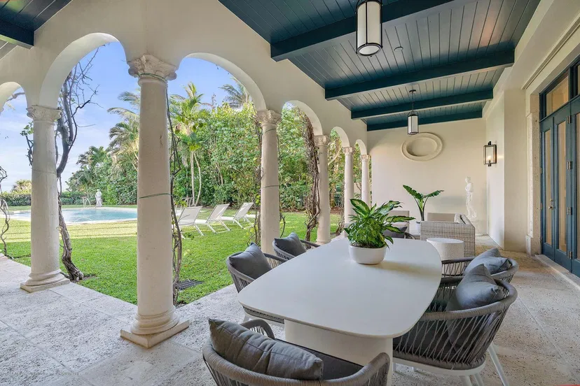 1519 N Ocean Way — photo 4