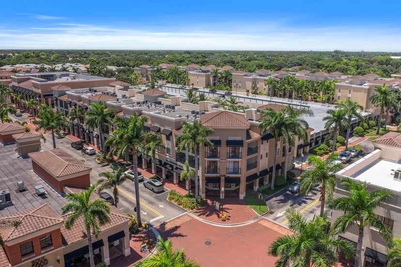 Sold Jan 2025 · 4883 Pga Boulevard 203, Palm Beach Gardens