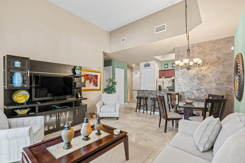Sold Sep 2025 · 403 S Sapodilla Avenue 101, West Palm Beach