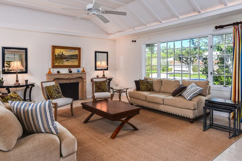 214 Plantation Road — photo 2