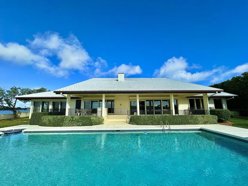 2308 Ibis Isle Road W — photo 2