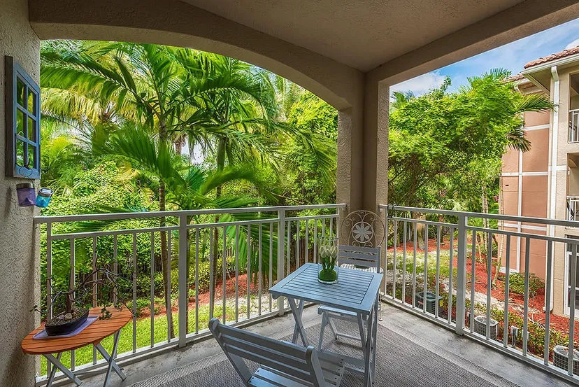 Sold Oct 2019 · 6475 Emerald Dunes Drive 207, West Palm Beach
