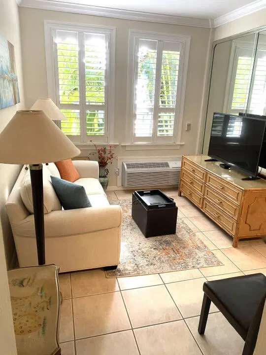 235 Sunrise Avenue #1021 — photo 3