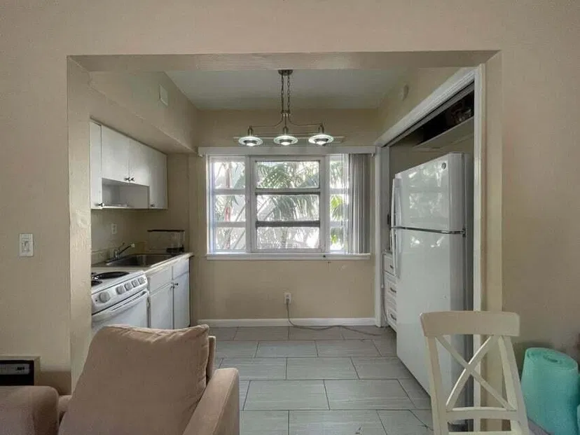 233 Royal Poinciana Way #6 — photo 3