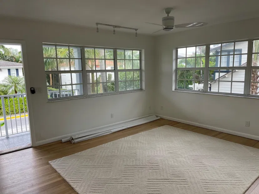 234 Oleander Avenue #4 — photo 3