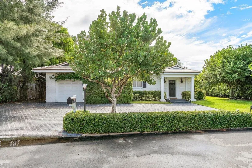 1287 N Ocean Way — photo 3