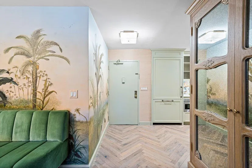 227 Brazilian Avenue #2e — photo 3