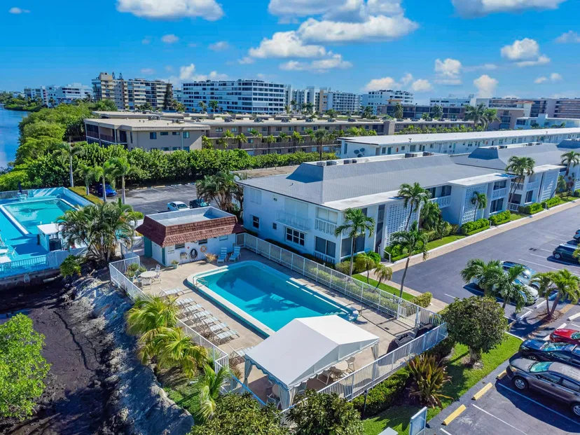 4201 S Ocean Boulevard #M5 — photo 3