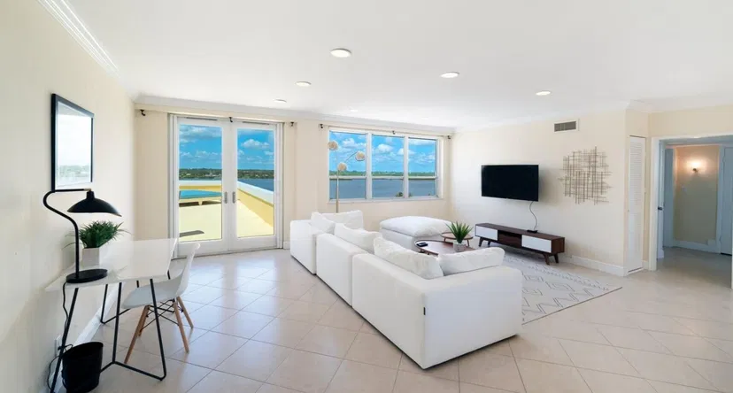 2730 S Ocean Boulevard #Ph 701 — photo 2