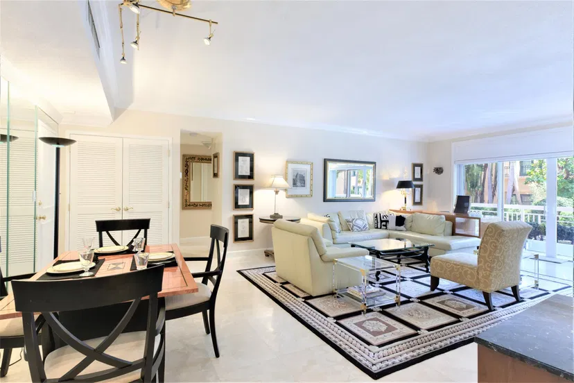 250 Bradley Place #210 — photo 2