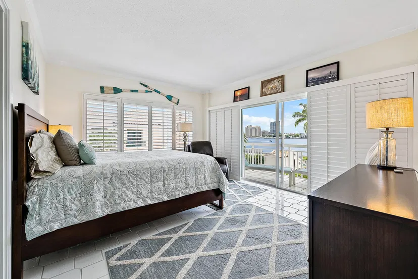 250 Bradley Place #308 — photo 2