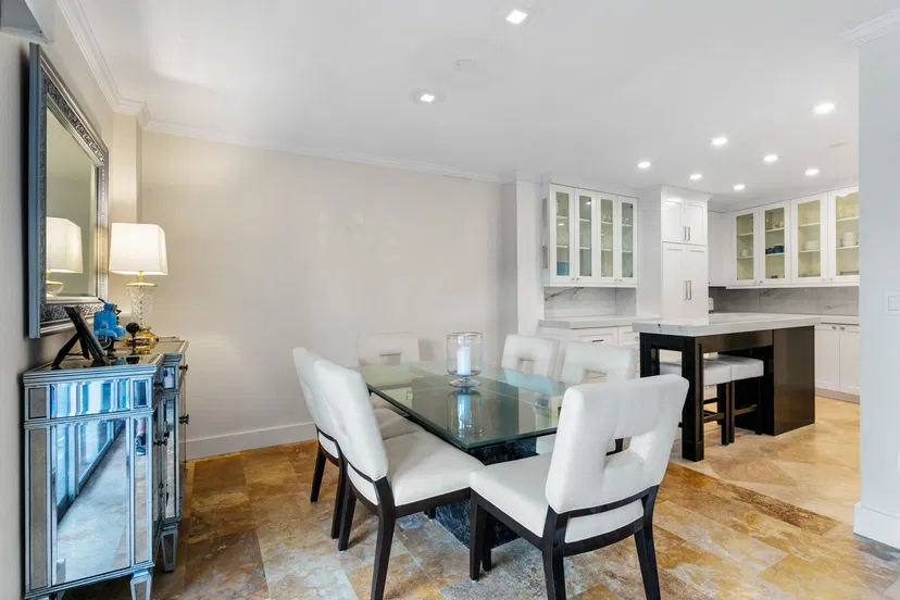 44 Cocoanut Row #A222 — photo 3