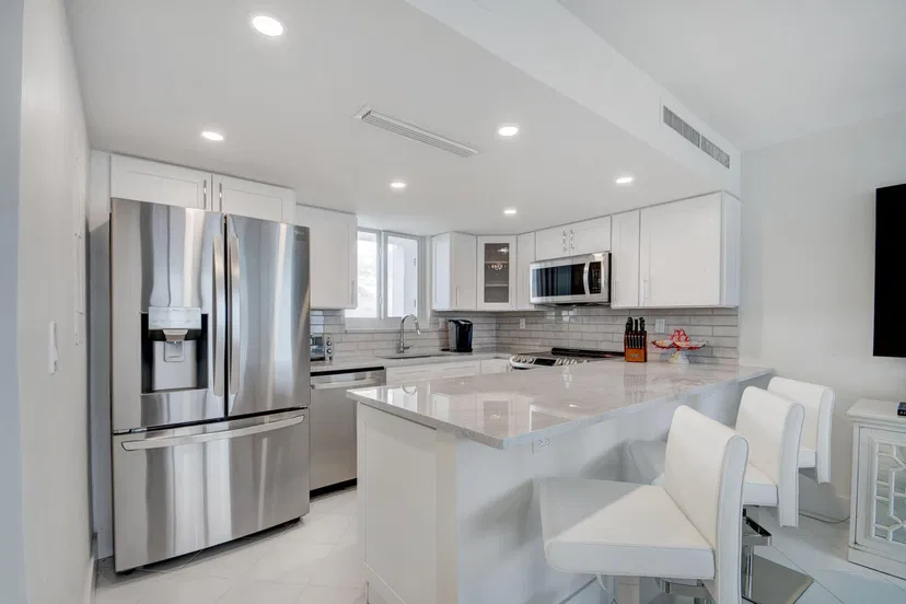 2505 S Ocean Boulevard #717 — photo 3