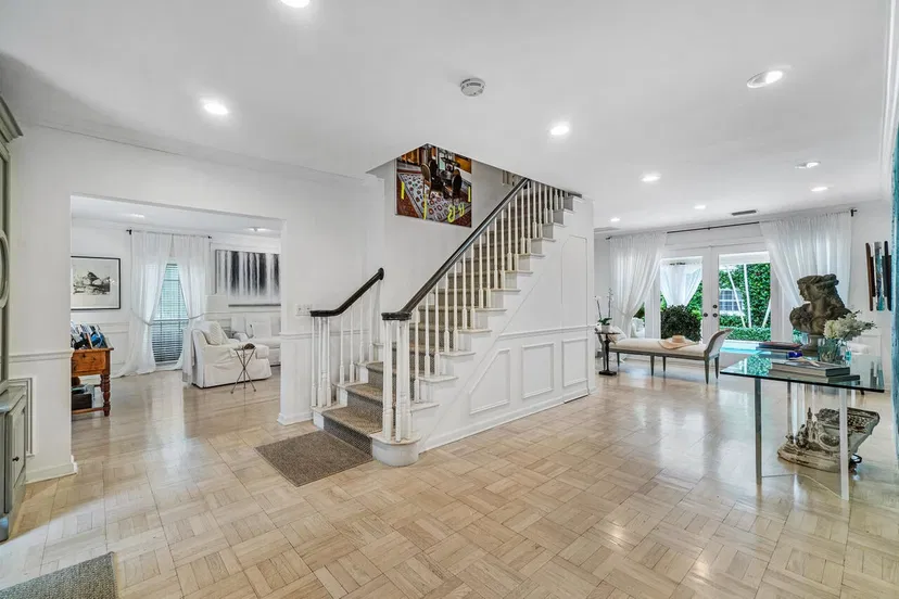 130 Everglade Avenue — photo 5
