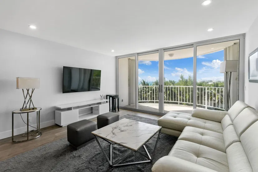 2295 S Ocean Boulevard #702 — photo 3