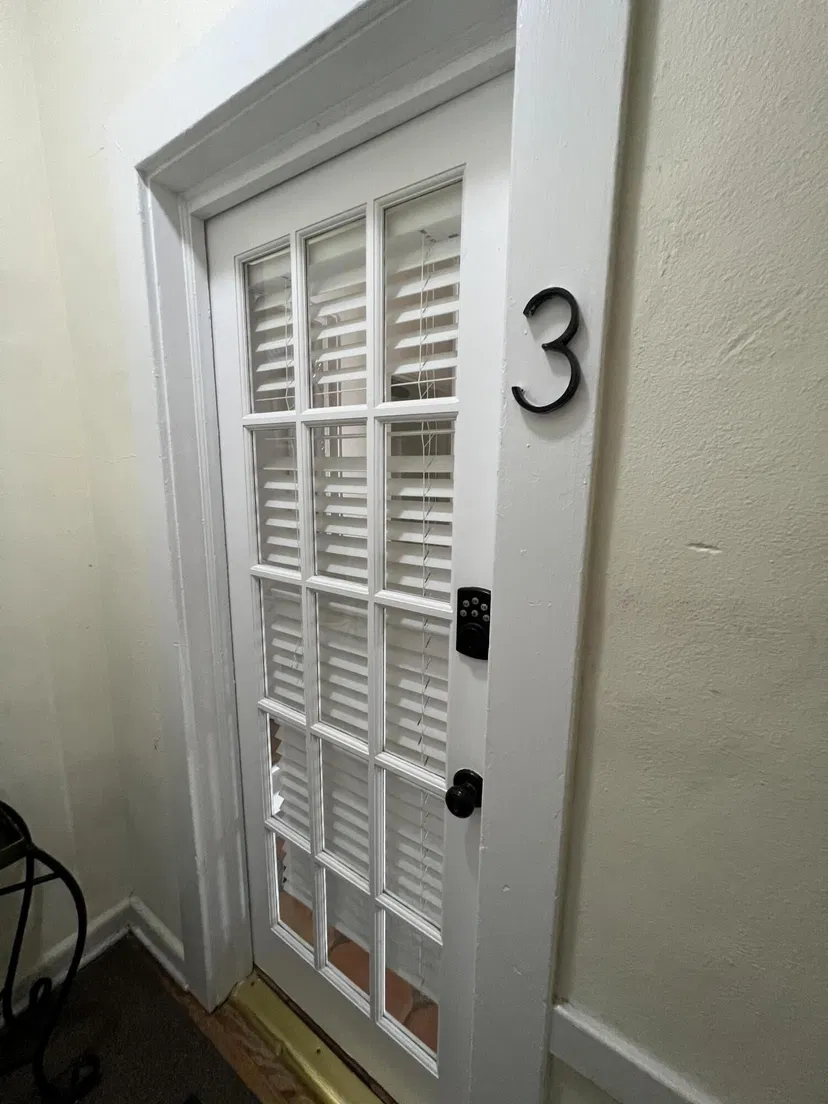 253 Oleander Avenue #3 — photo 4
