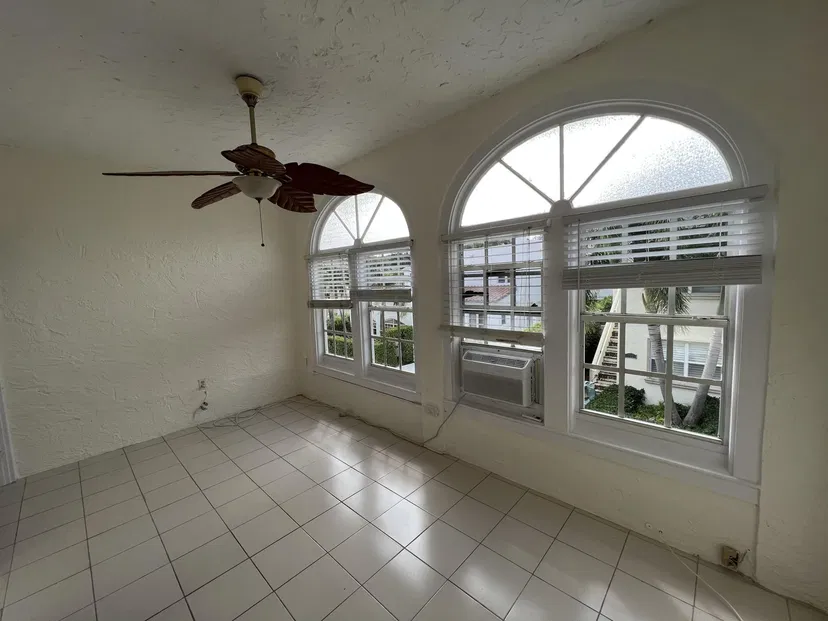 253 Oleander Avenue #3 — photo 5