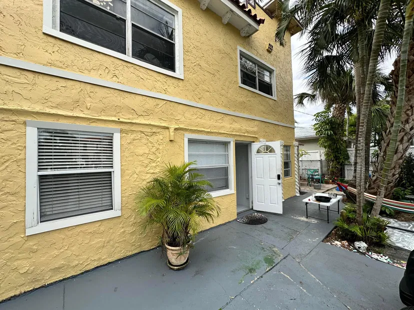 256 Seminole Avenue #Lower — photo 2