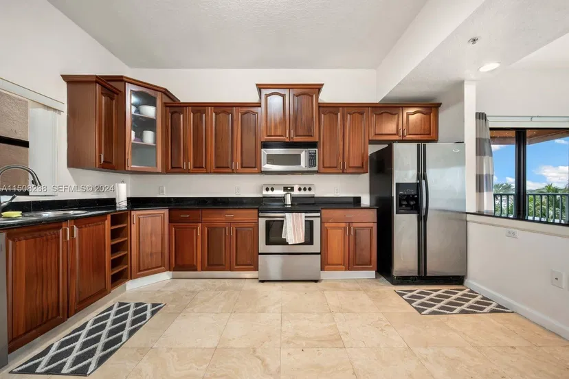 Sold Jan 2024 · 1610 Presidential Way 409, West Palm Beach