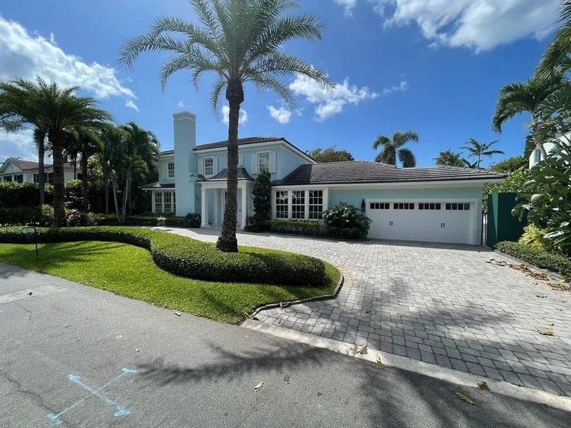 218 Merrain Road — photo 3