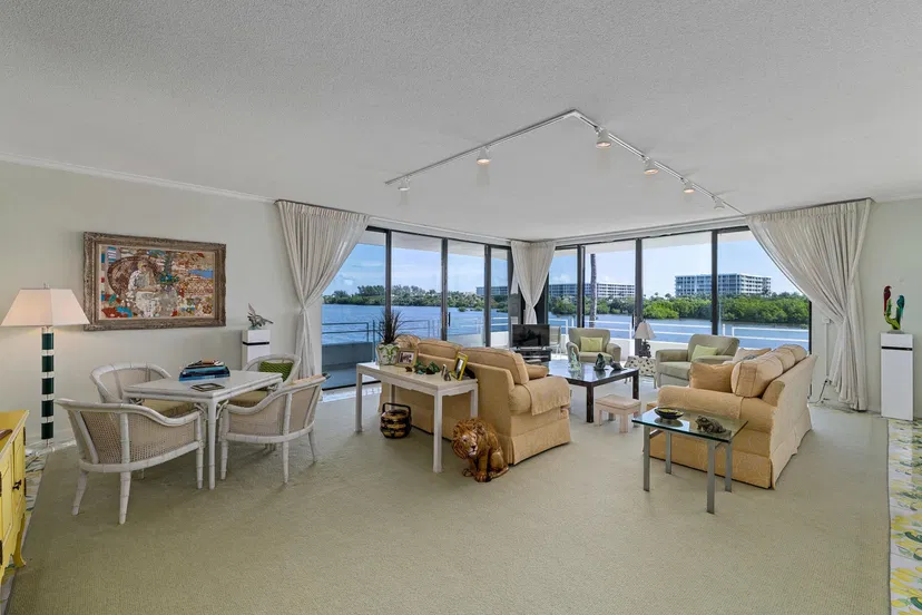 2155 Ibis Isle Road #7 — photo 2