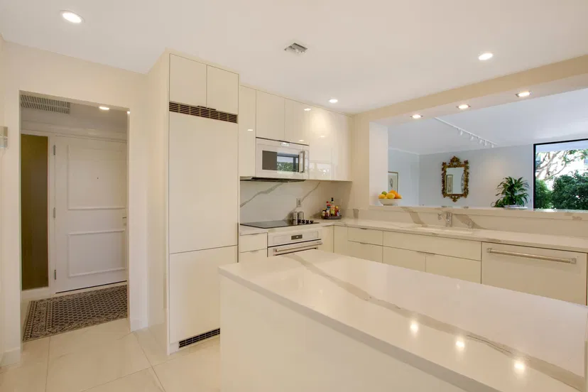 2150 Ibis Isle Road #4 — photo 4