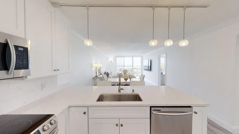 3581 S Ocean Boulevard #Ph-F — photo 2