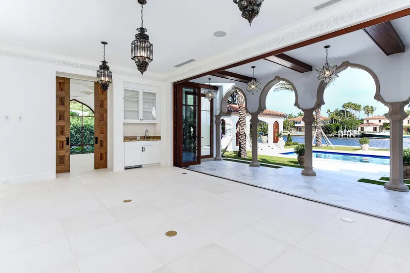 624 Island Drive — photo 4